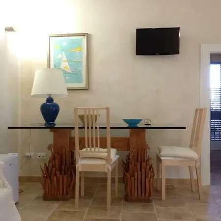 Bed & Breakfast Salento La Tana Del Riccio *