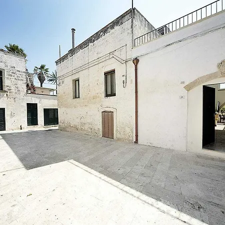 Salento La Tana Del Riccio Bed & Breakfast *