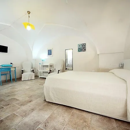 Salento La Tana Del Riccio Bed and breakfast *